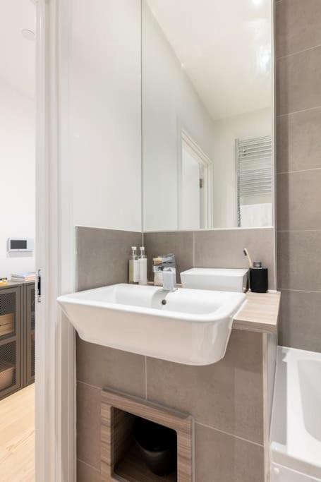 דירות Cozy Flat In Hip East לונדון מראה חיצוני תמונה